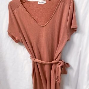 vestique Mauve T-Shirt Tie-Waist Dress